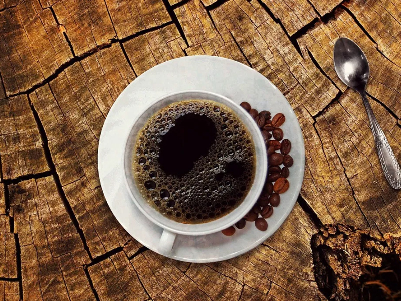 新研究：早晨空腹喝咖啡，對身體有何影響？