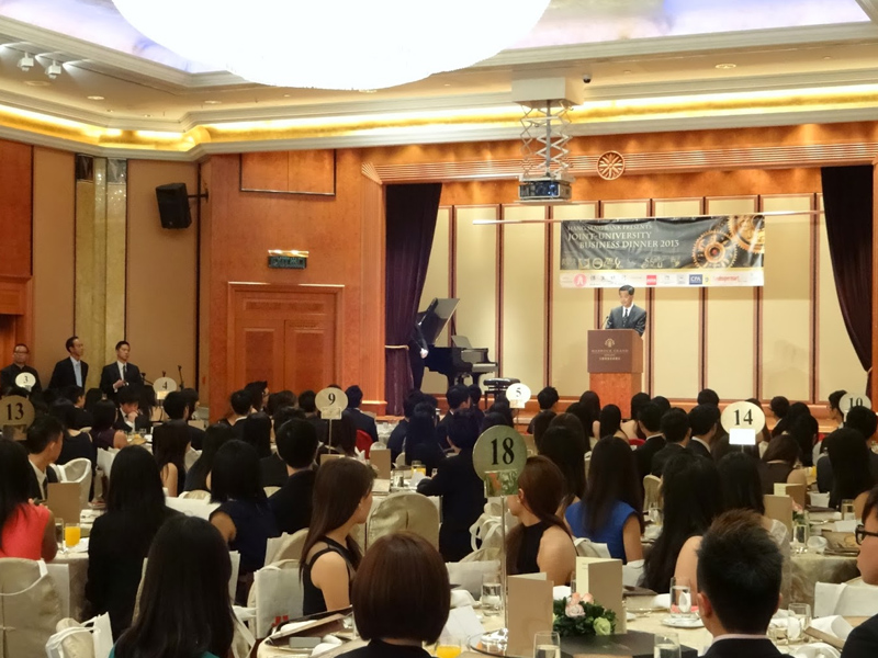 一位老同學在聚會上的演講,全場 700 人笑翻了 一位老同學在聚會上的演講,全場 700 人笑翻了