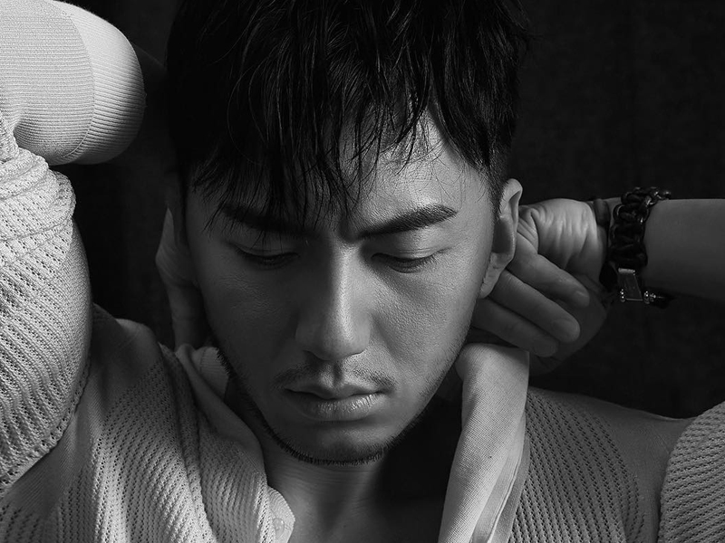 奮鬥 22 年,由《Yes》校草成為今天的當紅小生 奮鬥 22 年,由《Yes》校草成為今天的當紅小生