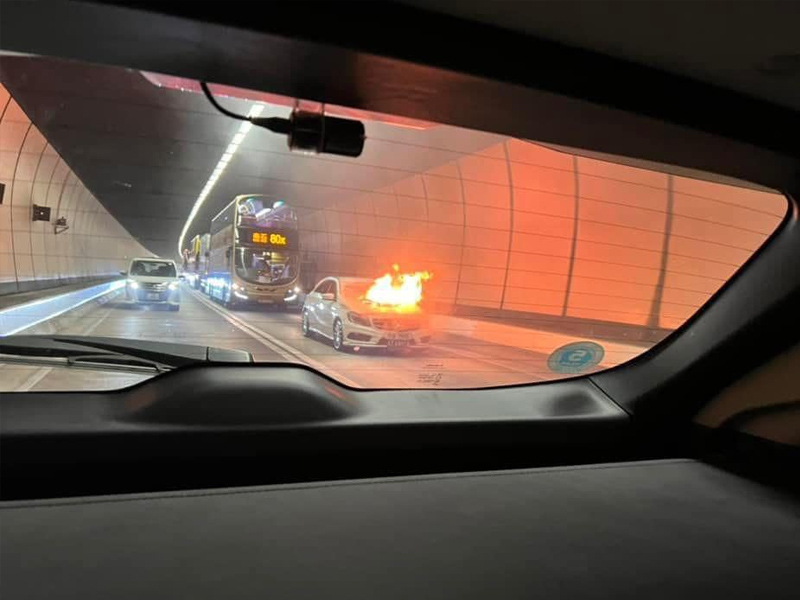 大老山隧道有私家車著火