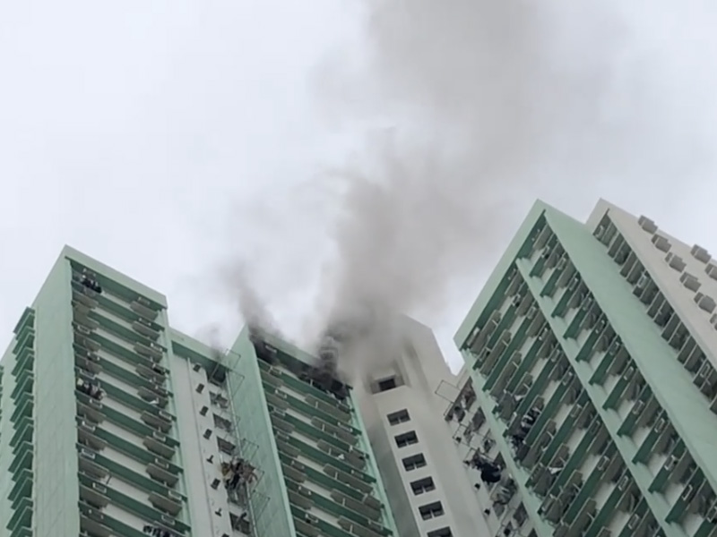 天恒邨恒翠樓 奪命大火視頻 天恒邨恒翠樓 奪命大火視頻