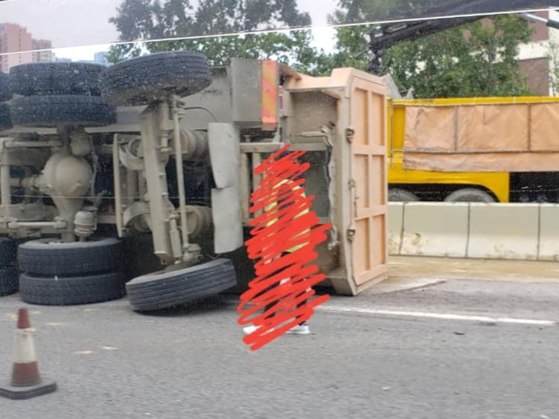 年初四 將軍澳泥車翻側事發經過