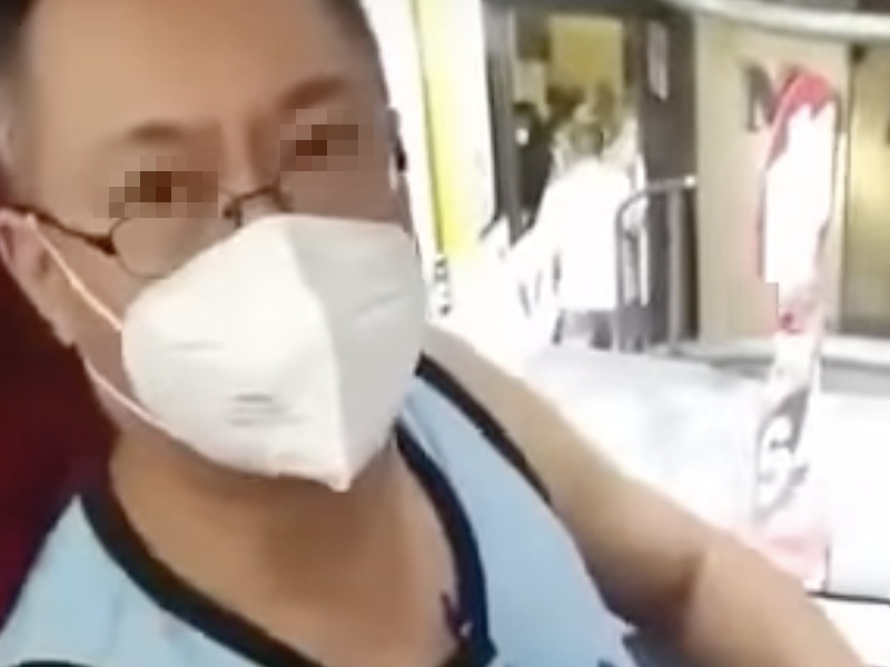 阿叔巴士摸女乘客背脊 被正義男揭發