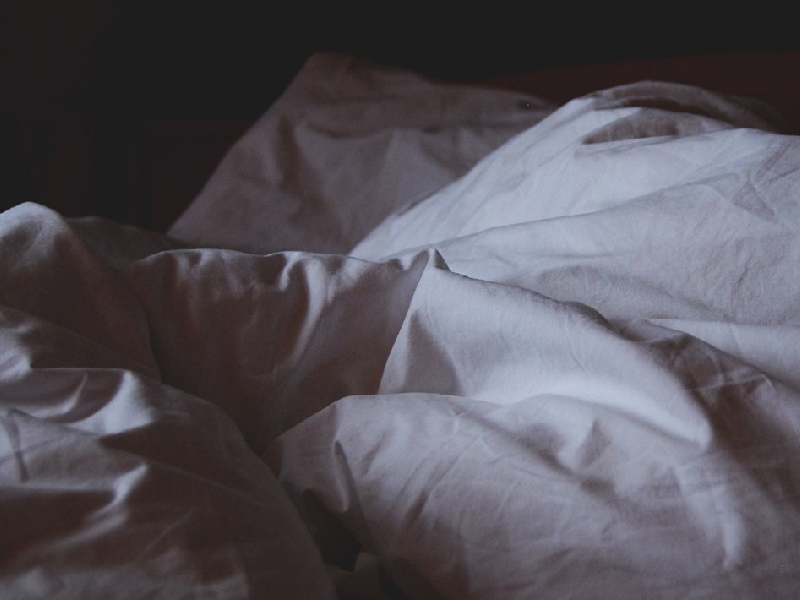 帶16歲女友回家過夜 半夜敲父母門稱殺了人