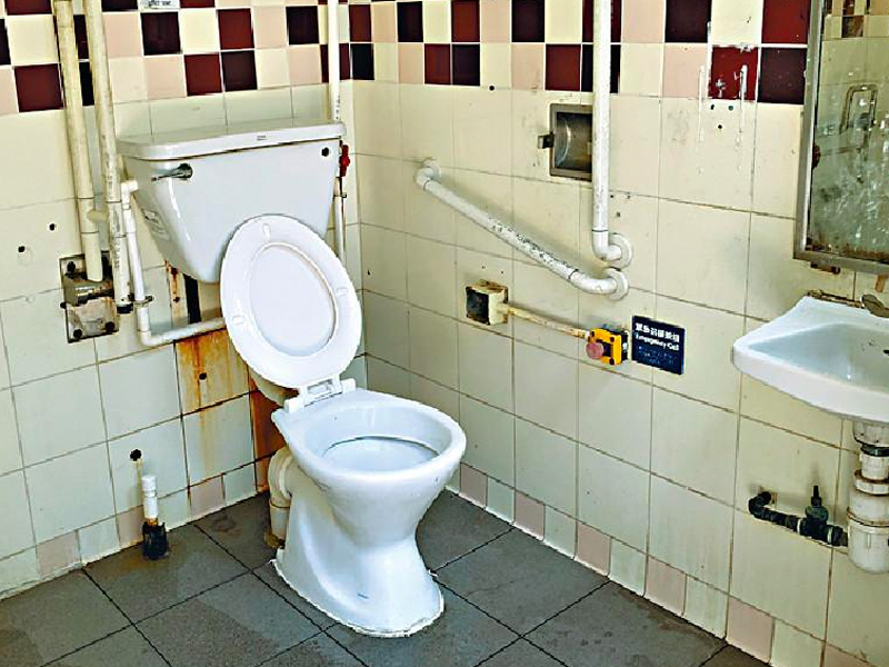 17 歲少年九龍城廁所內非禮 7 歲女童