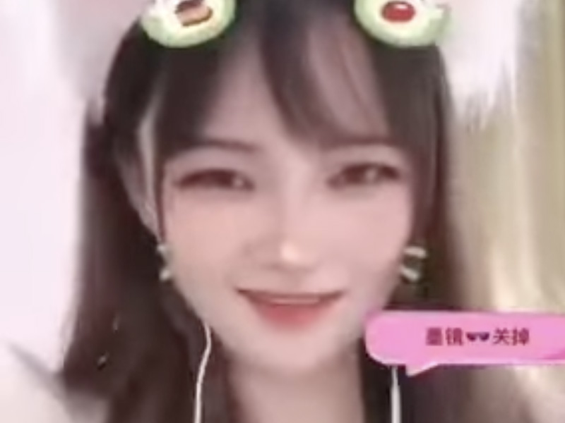 忘記開美顏 女主播大媽秒變網美 忘記開美顏 女主播大媽秒變網美