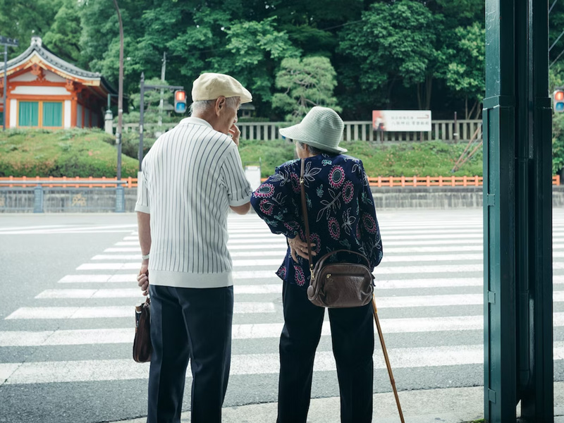 人過60歲，有這6個特徵，往往能夠活到90歲