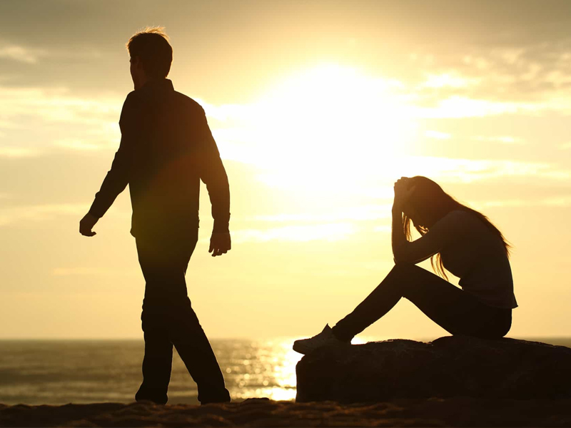 男人變心的十大表現 裝傻裝累裝忙碌