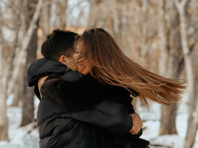 經常回這6個字的男人，其實早已愛你入骨了