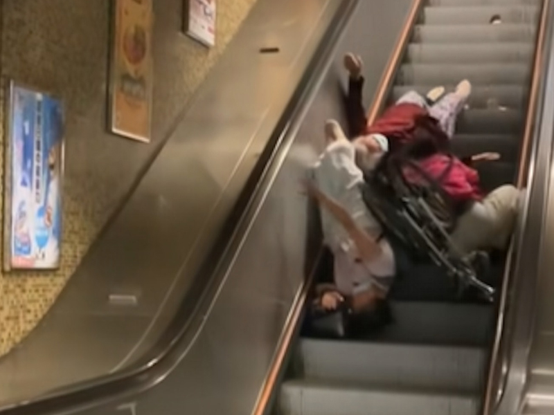 黃大仙站輪椅乘客，搭扶手電梯發生意外