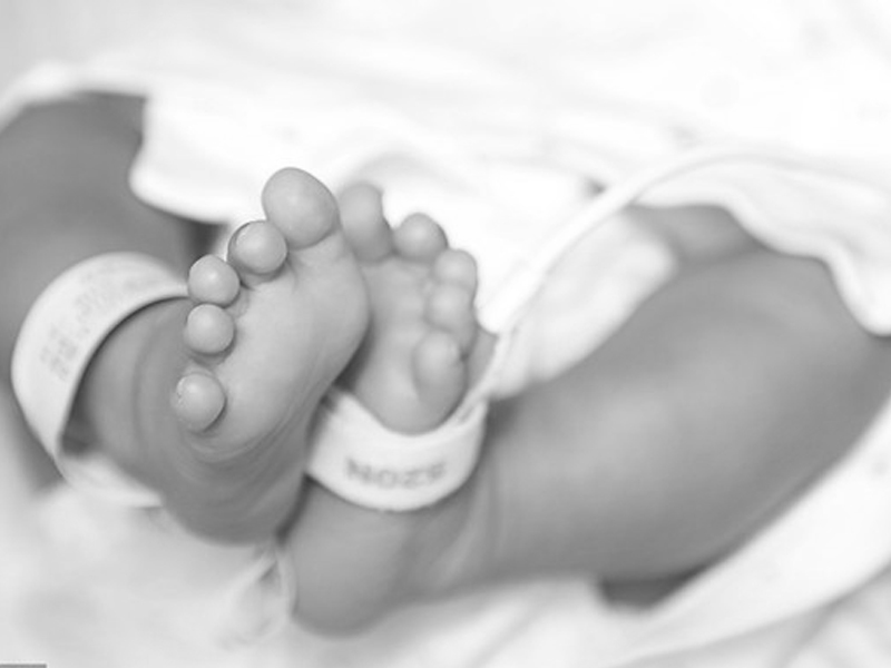 1 個月大男嬰 全身傷、顱內出血 疑遭虐死