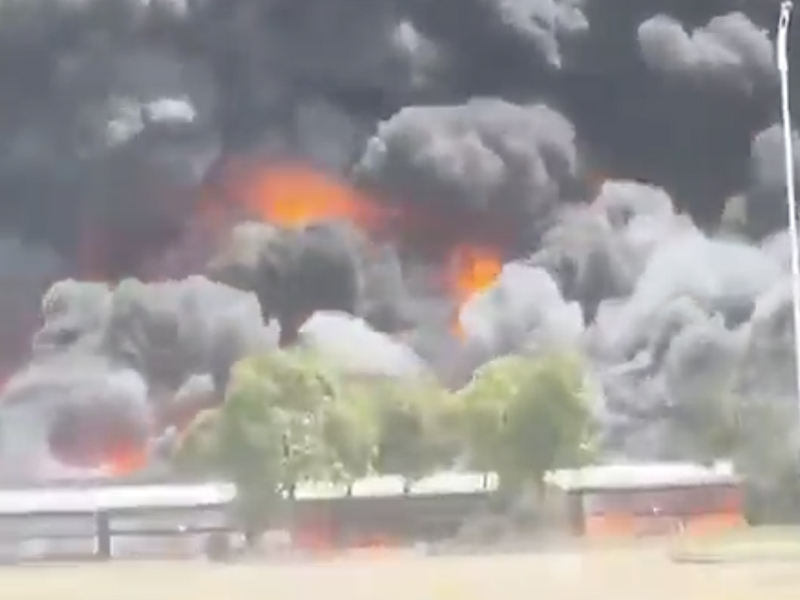 江西化工廠恐怖爆炸 轟出超巨蘑菇雲