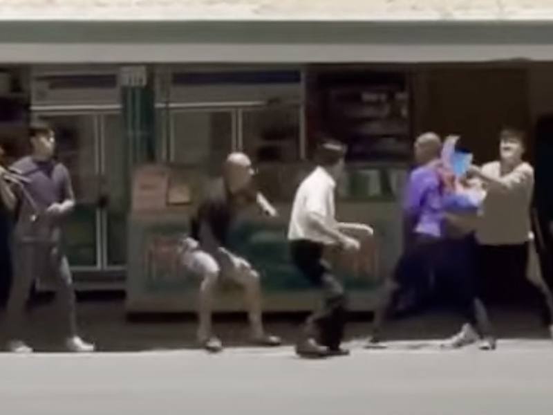 隨機砍人事件又出現 (影片曝光)