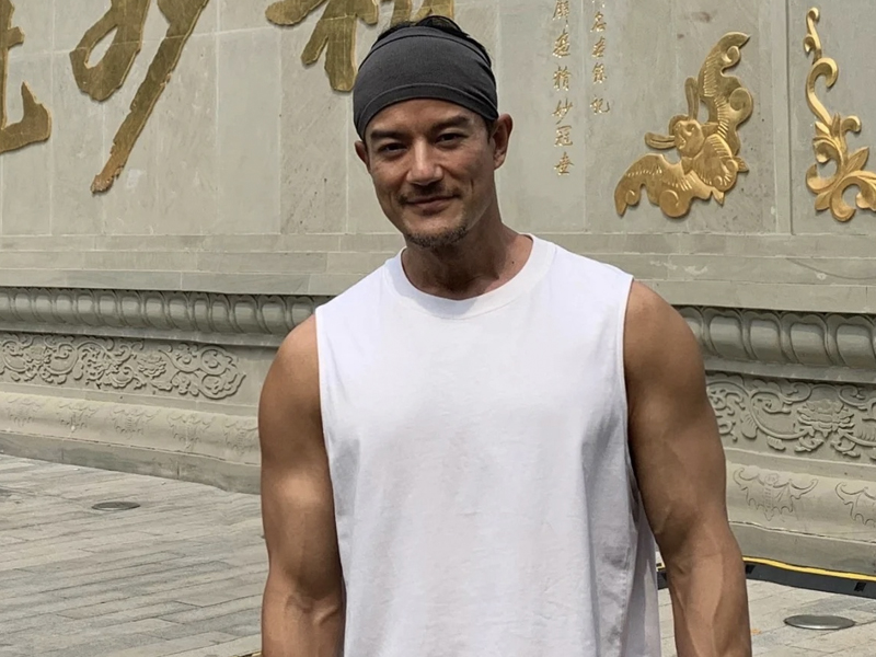 能看出他已經61歲了嗎？