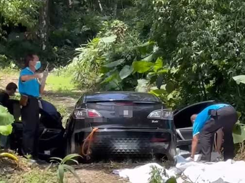 一家五口陳屍車內5天 老家親友曝背後真相