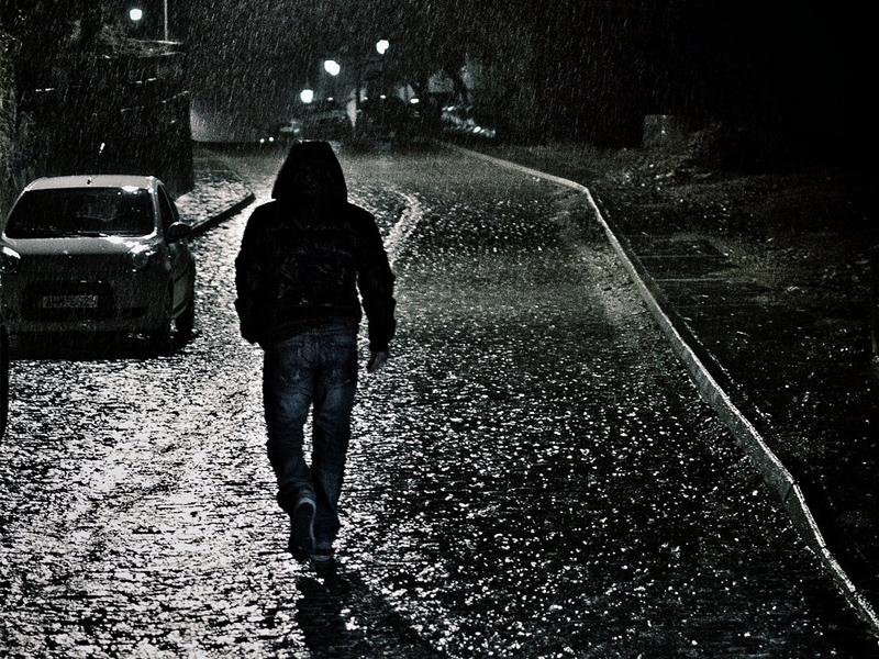 要學會一個人走，不管有沒有人陪