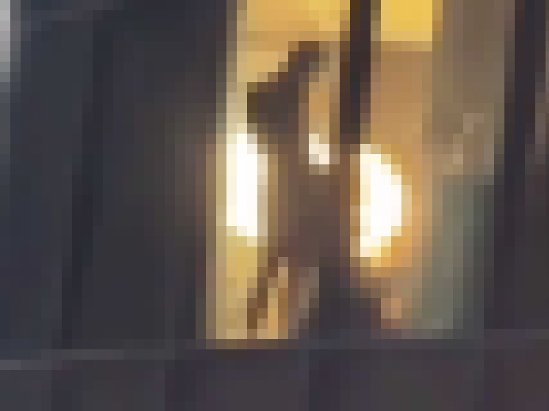 一男二女窗前激戰 警方展開調查