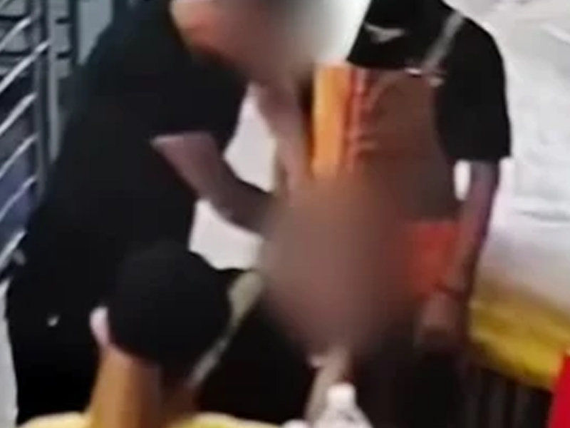 有片！女子被逼喝有料飲品，咖啡店內昏迷倒下