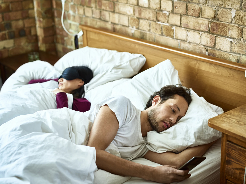 容易出軌的 14 種男人