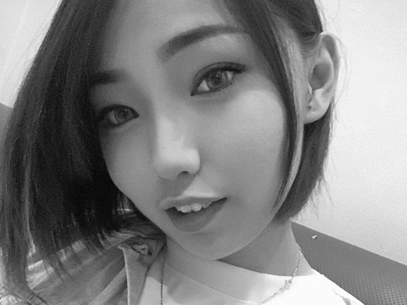 女歌手快要結婚 與粉絲見面竟遭刺死 女歌手快要結婚 與粉絲見面竟遭刺死