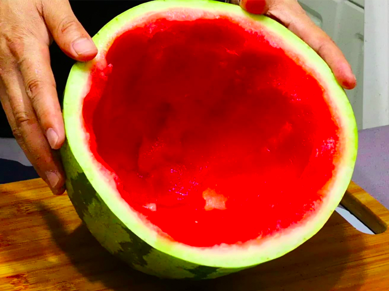 你知道嗎?西瓜皮是可以吃的! 你知道嗎?西瓜皮是可以吃的!