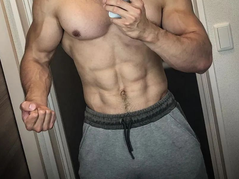 面試官問：男人哪個部位受到刺激後會變大？