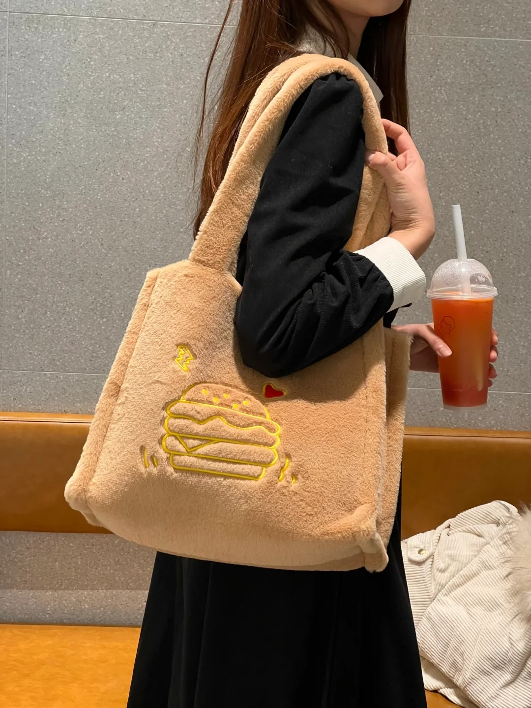 麥當勞最新限定：毛茸 Tote Bag