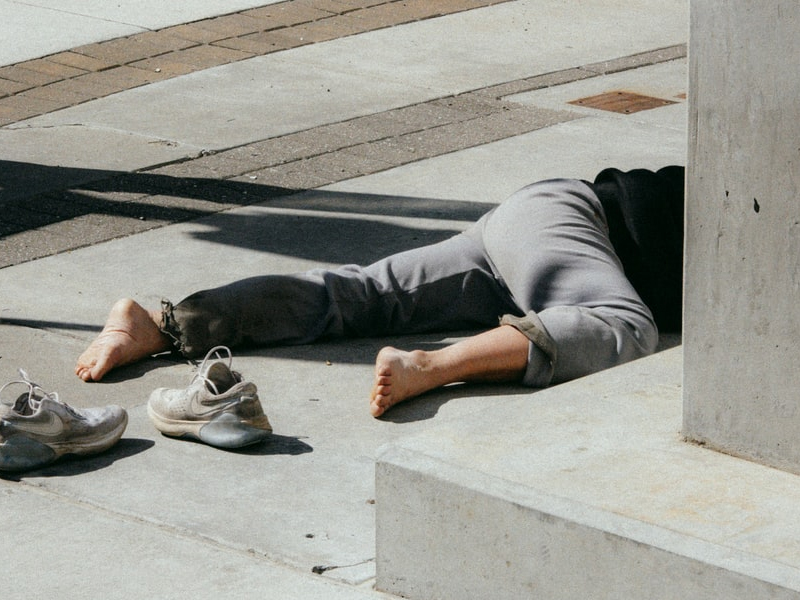 夢見墜樓有什麼預兆