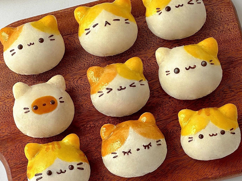 貓咪蛋黃酥 (附教程) 貓咪蛋黃酥 (附教程)