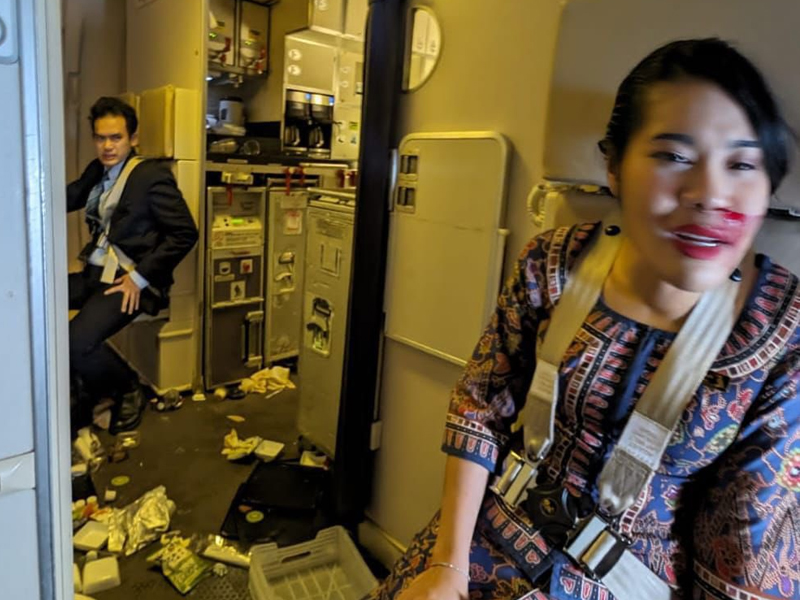 新加坡航空，五分鐘急降6000呎，73歲乘客不幸遇難