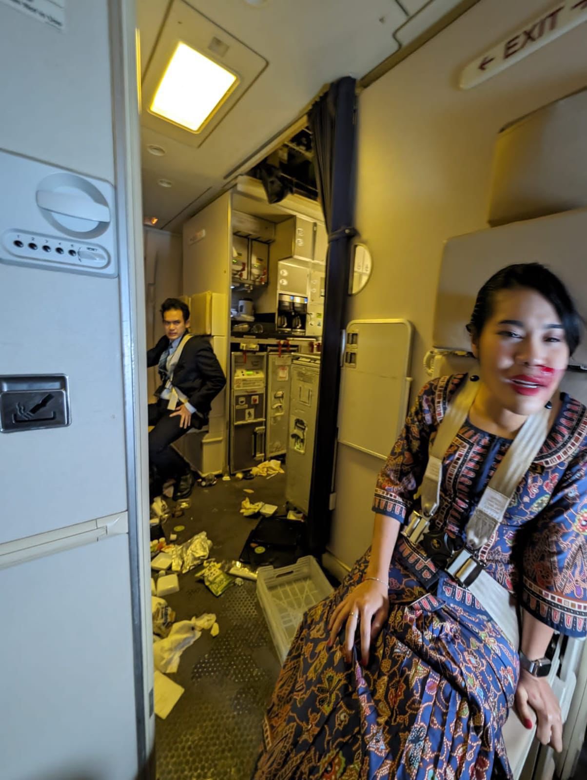 新加坡航空，五分鐘急降6000呎，73歲乘客不幸遇難