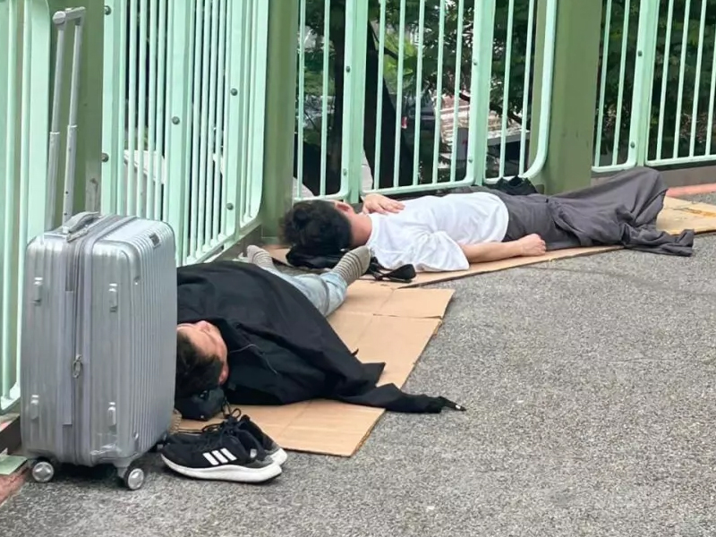 小紅書窮遊香港攻略:露宿街頭 小紅書窮遊香港攻略:露宿街頭