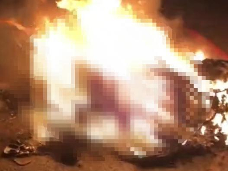 銀行戶口少了958元，女警官竟用汽油燒死丈夫！