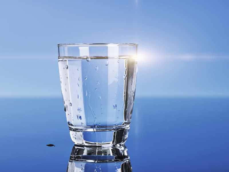 起床後的第一杯水，選對燃脂一整天