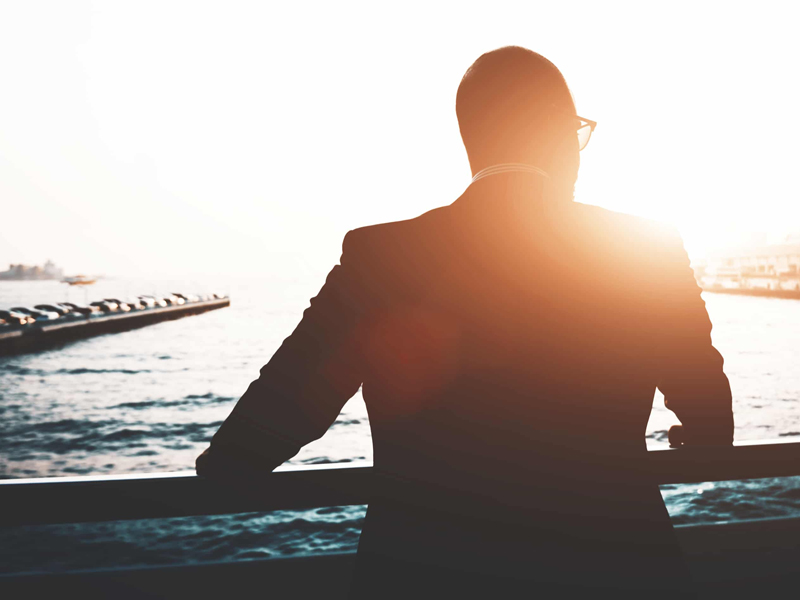 男騙徒扮富豪騙財騙色，最終判囚 19 個月