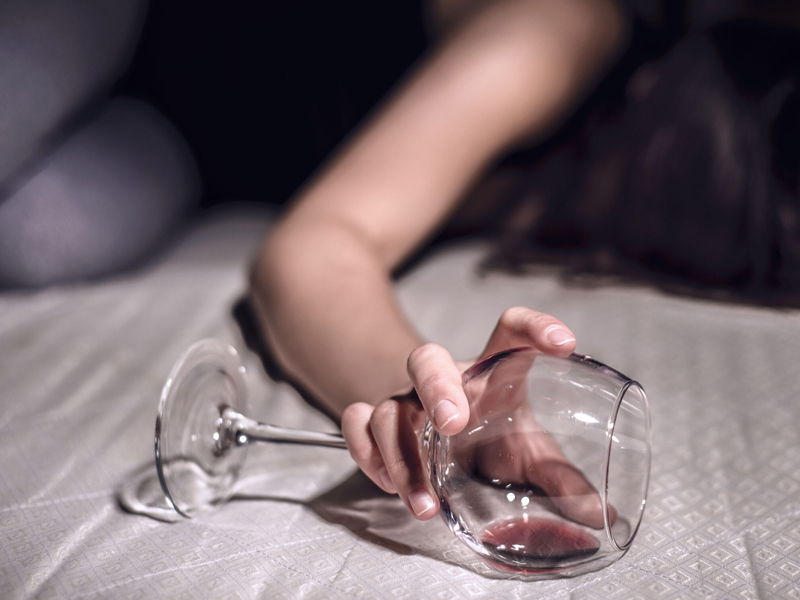 小三威脅曝光關係，男友狠心毒死小三