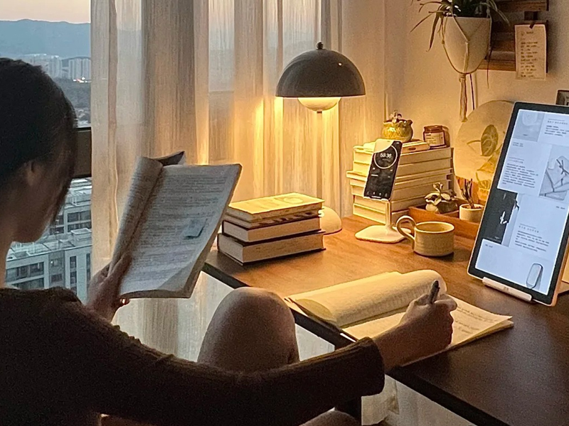 情緒展現是為了達到目的，而非純粹的抒發