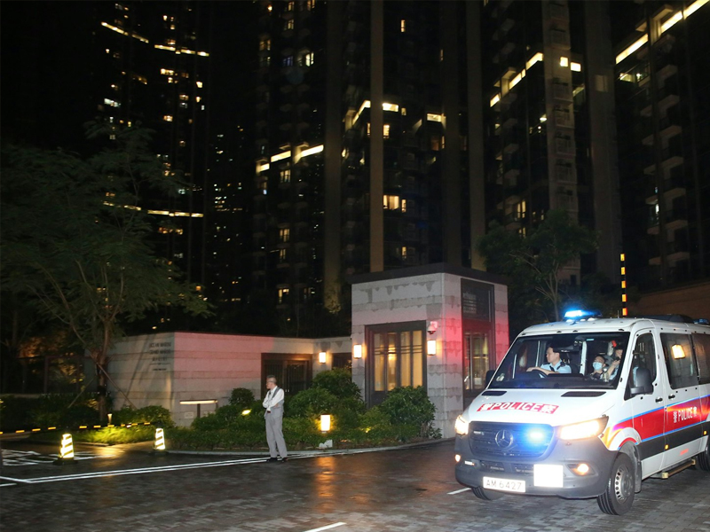 日出康城命案！女子企跳獲救，丈夫重傷不治