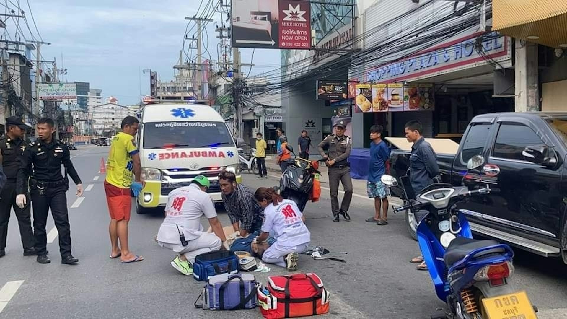 港男泰國旅遊墮車身亡：閉路電視拍下驚險瞬間