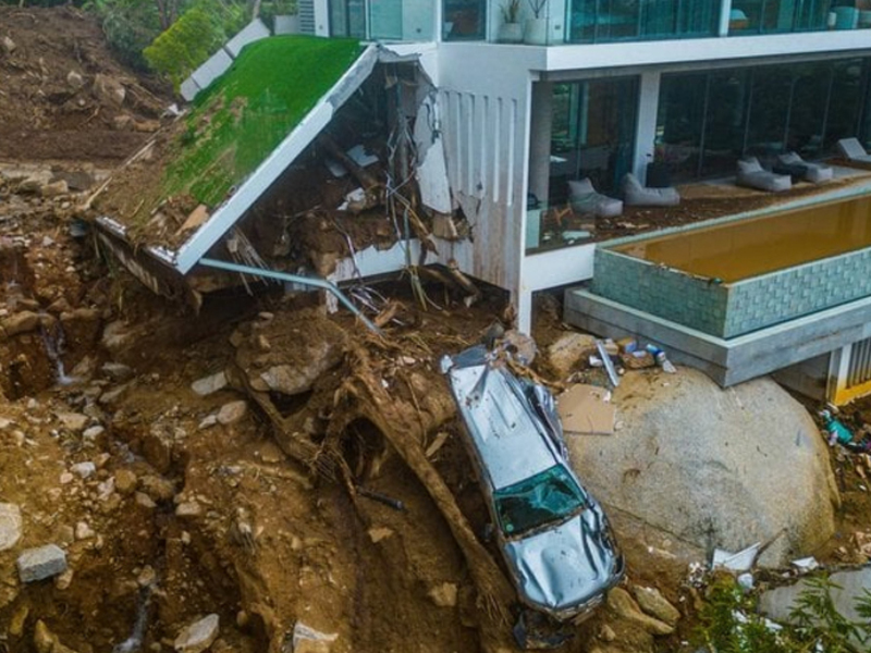 持續暴雨引發山泥傾瀉,布吉大佛附近釀13死 持續暴雨引發山泥傾瀉,布吉大佛附近釀13死