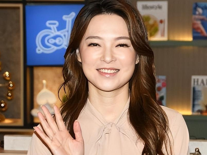 歐倩怡坦言急需用錢,復出尋找新機會 歐倩怡坦言急需用錢,復出尋找新機會