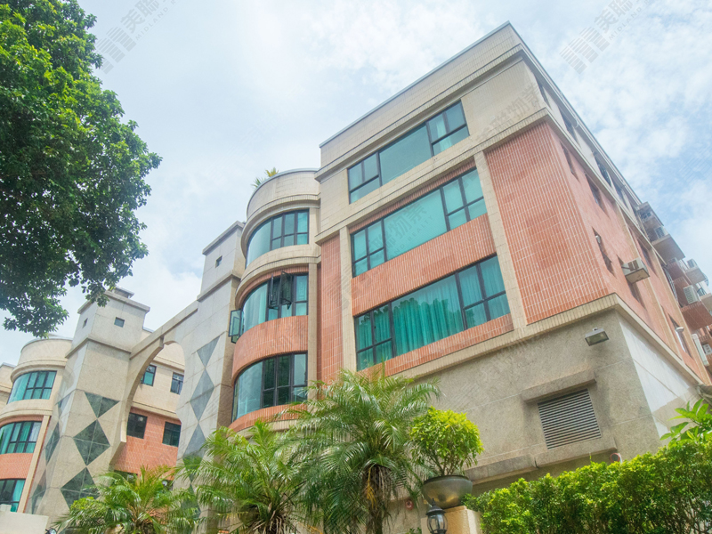 豪宅女童捉迷藏墮樓