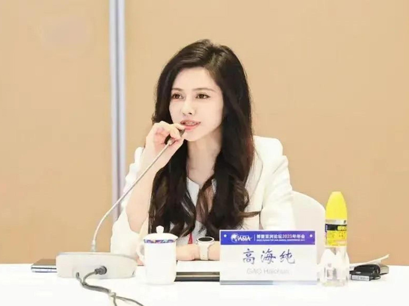 32歲美女任400億市值上市公司董事長