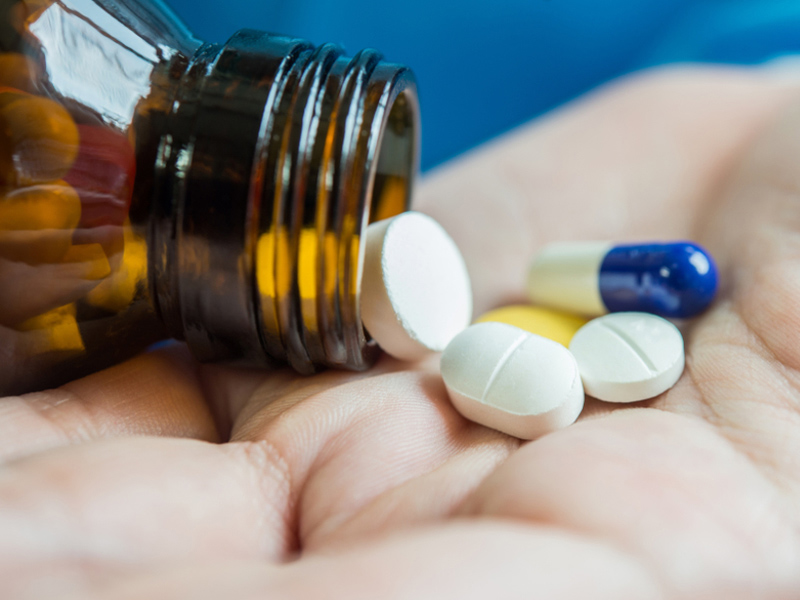 保健品開封後棉花乾燥劑該丟嗎？