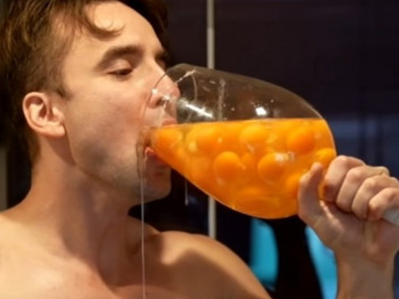 月吞千隻雞蛋的人，身體最後怎麼了