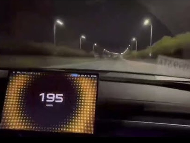 拍片炫耀小米新車,超速行駛車主被抓 拍片炫耀小米新車,超速行駛車主被抓