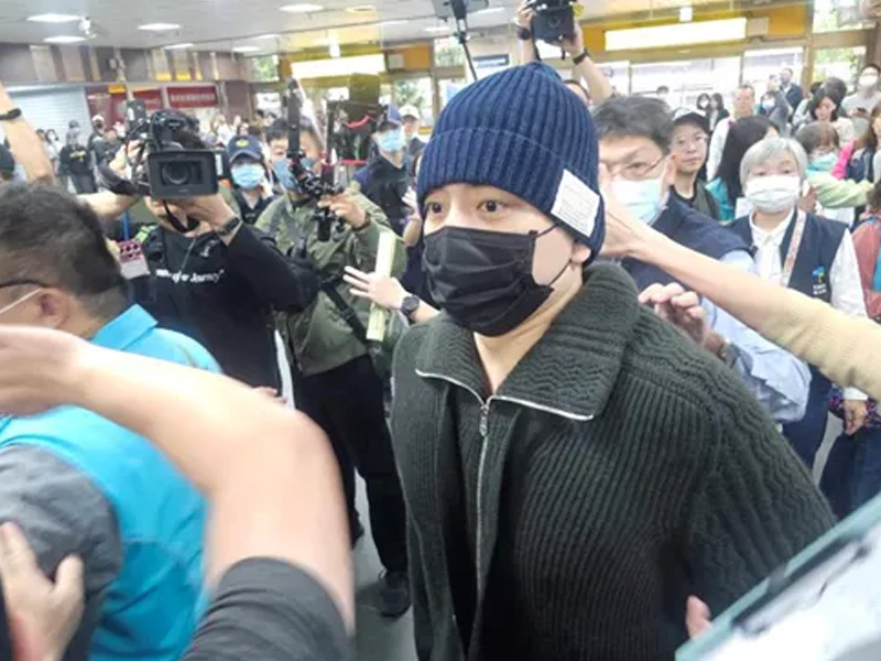 王大陸服兵役，現場畫面曝光