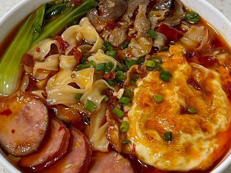 食譜：火鍋肥牛刀削麵