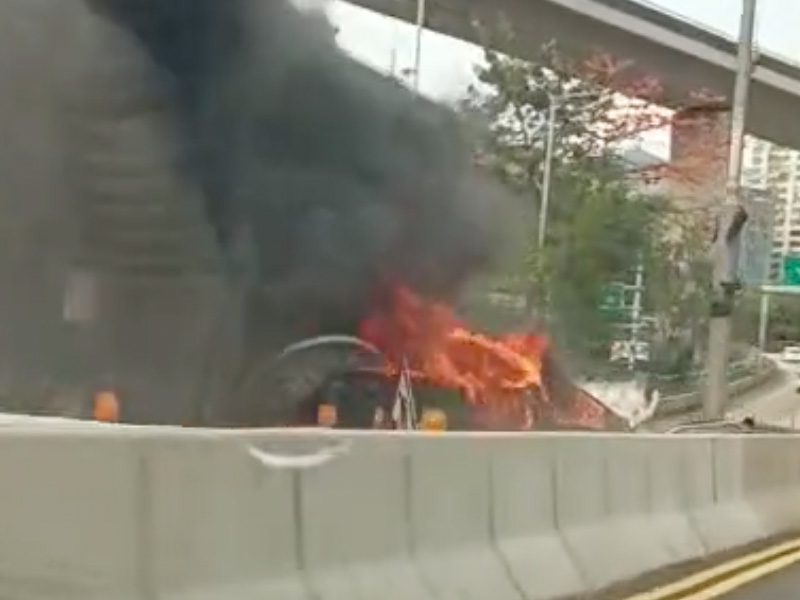 葵涌道嚴重交通意外