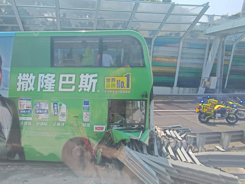 吐露港九巴嚴重交通意外